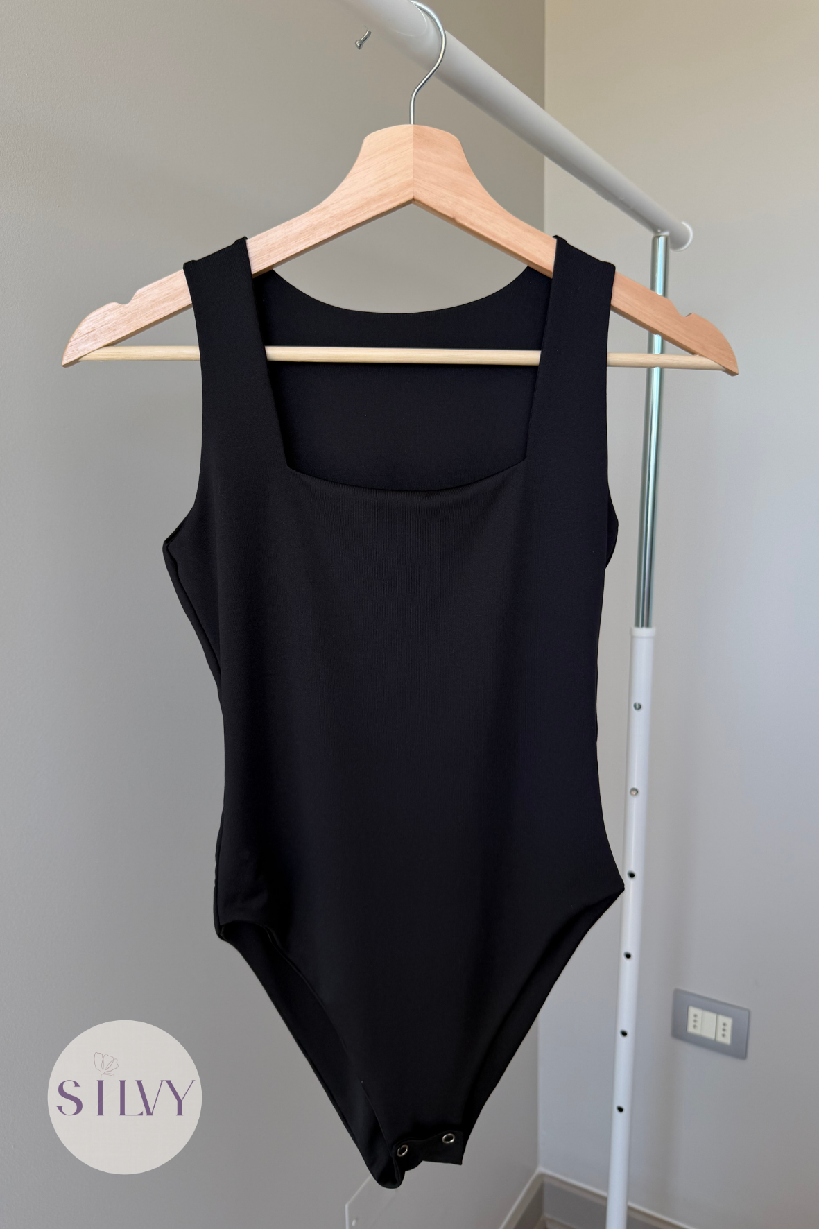 Body S/Manga cuello cuadrado Negro