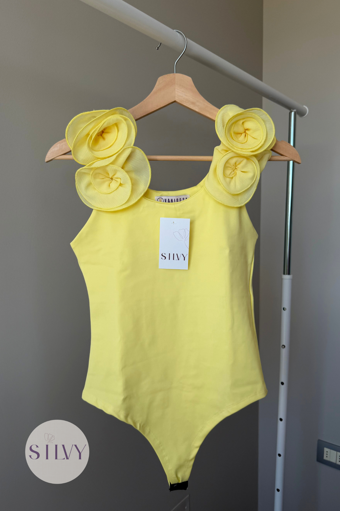 Body Rocio con Flor Amarillo